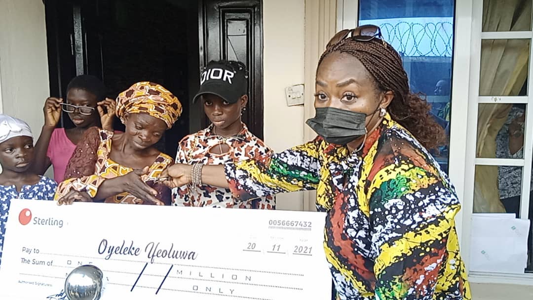 MOTHER OF JUMOKE, 'YORUBA NATION' RALLY VICTIM GETS HELP FROM SANWO-OLU